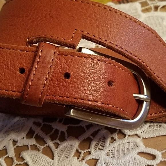 French connection genuine Leather criss cross belt size L - Picture 3 of 3